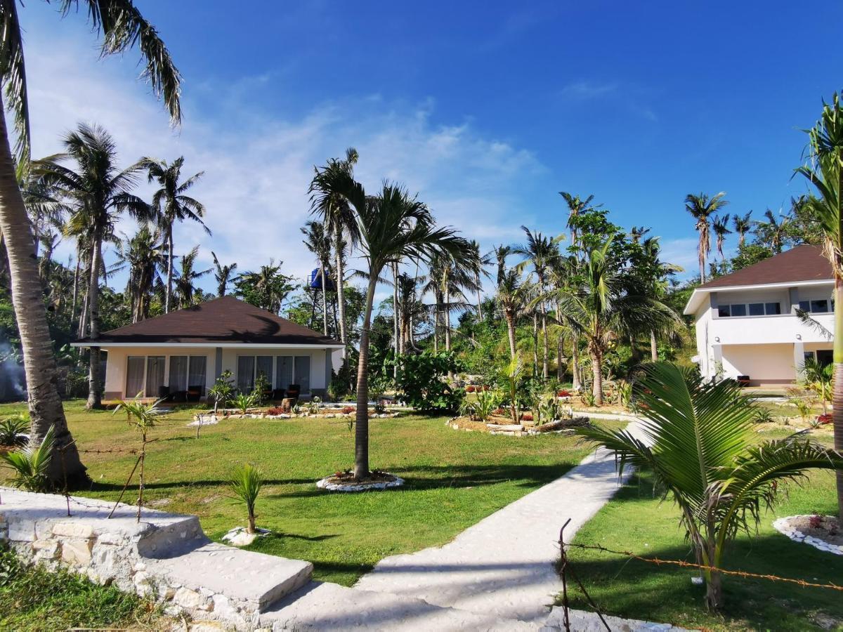 Sunset Cove Beach & Dive Resort Romblon Exterior photo