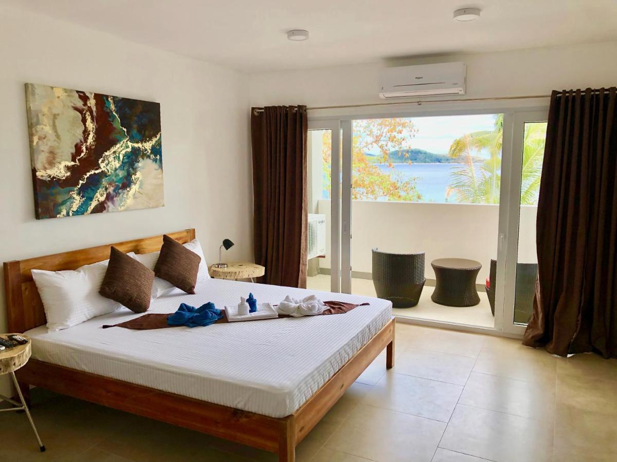 Sunset Cove Beach & Dive Resort Romblon Exterior photo